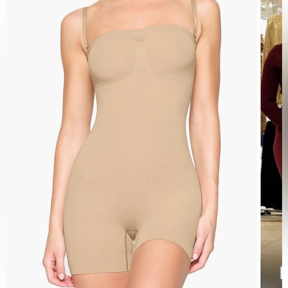 NEW SKIMS  clay seamless sculpt strapless Shorty bodysuit new in pkg/no box - Picture 4 of 7